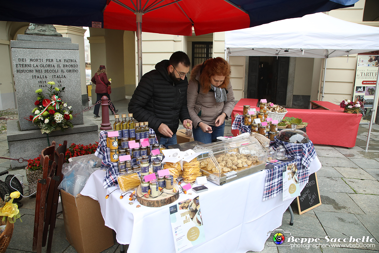 VBS_6469 - Fiera dei Santi - 12.ma Fiera Nazionale del Tartufo.jpg